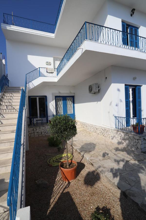 Traditional Town Garden Apartment Rhodes City Buitenkant foto